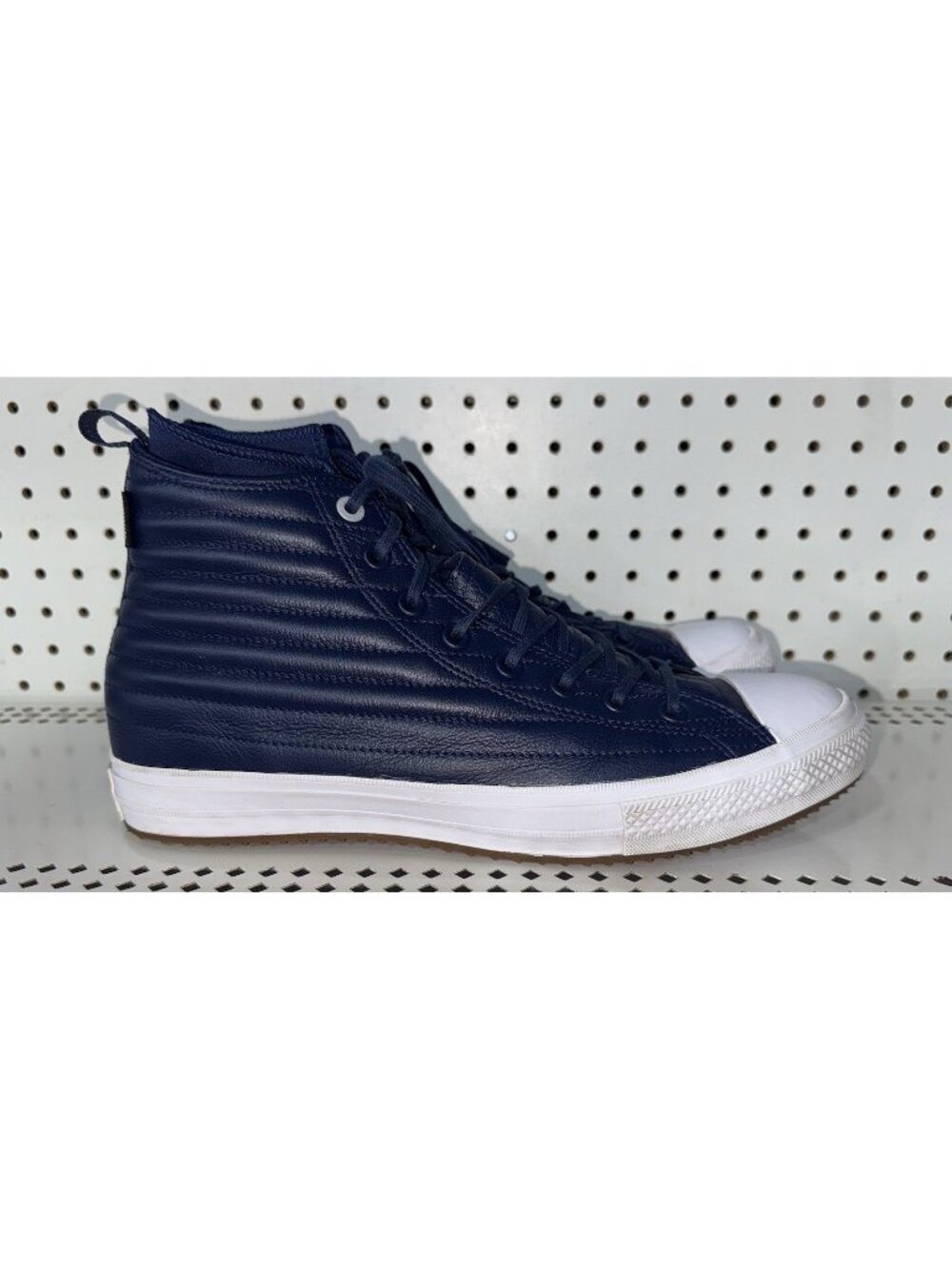Converse Chuck Taylor All Star Hi Mens Leather WP Sneakerboots Size 12 Navy Blue